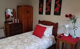 Tuiskoms & Toeka Guesthouse